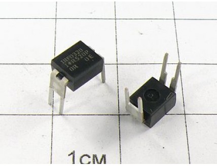Транзистор IRFD320