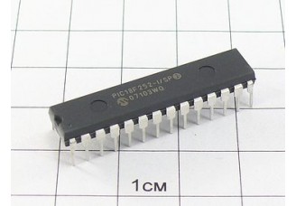 Микросхема PIC18F252-I/SP