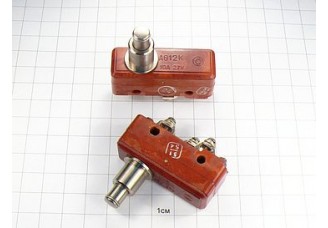 Выключатель А812К