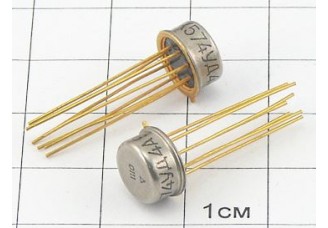 Микросхема К574УД4А