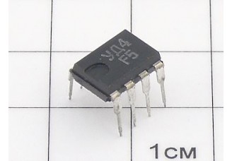 Микросхема КР544УД4