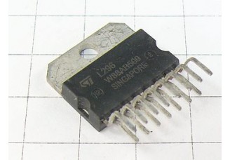Микросхема L296