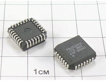 Микросхема PALCE22V10-7JC