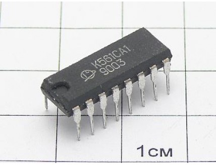 Микросхема К561СА1