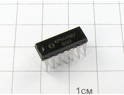 Микросхема КР544УД7