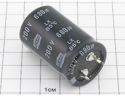 Конденсатор 680мкФ 200В 25x40