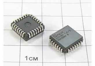 Микросхема PALCE22V10H-7JC/5