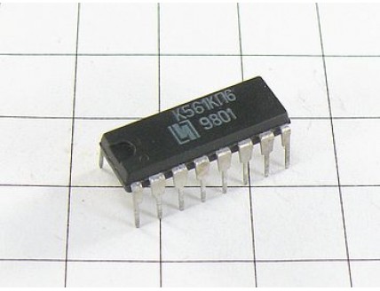 Микросхема К561КП6