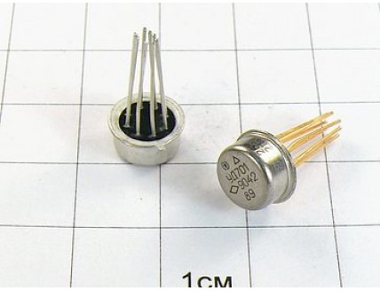 Микросхема 140УД701
