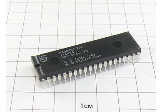 Микросхема P80C652FFP