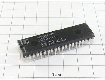 Микросхема P80C652FFP