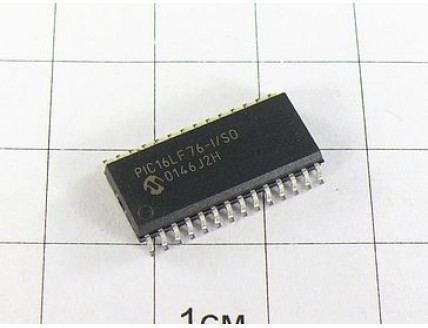 Микросхема PIC16LF76-I/SO