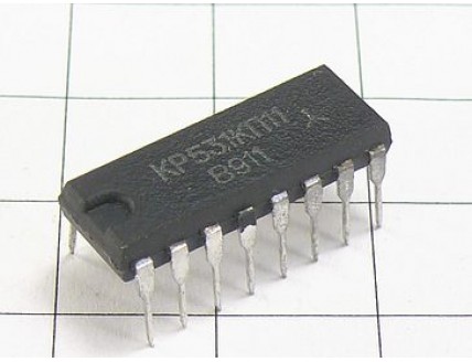 Микросхема КР531КП11