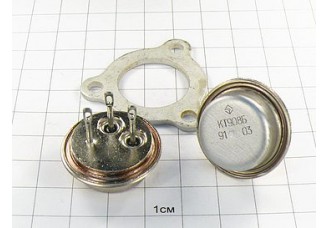 Транзистор КТ908Б