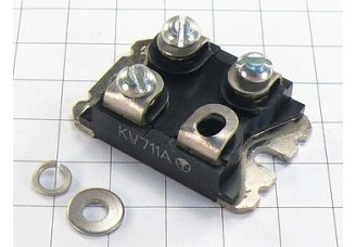 Тиристор КУ711А