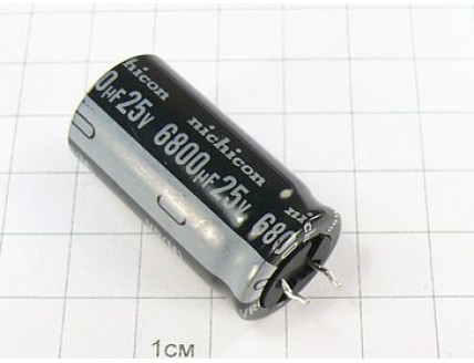 Конденсатор 6800мкФ 25В 18x35