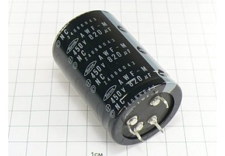 Конденсатор 820мкФ 450В 40x60