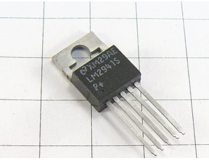 Микросхема LM2941S