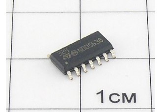 Микросхема LM324D