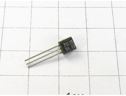 Микросхема 79L05