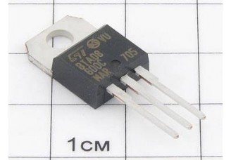 Тиристор BTA08-600C