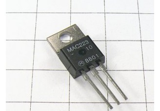 Тиристор MAC223-10