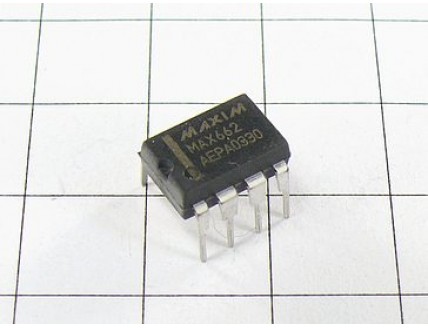 Микросхема MAX662AEPA