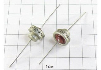 Конденсатор К52-5 10мкФ 70В 20% "5"