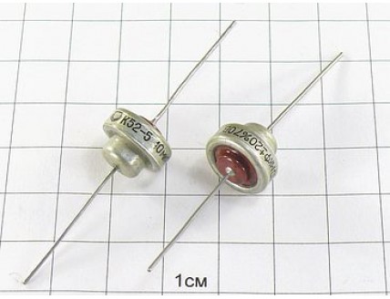 Конденсатор К52-5 10мкФ 70В 20% "5"