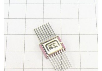 Микросхема 1526ИР9
