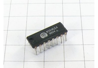 Микросхема К561ИД4