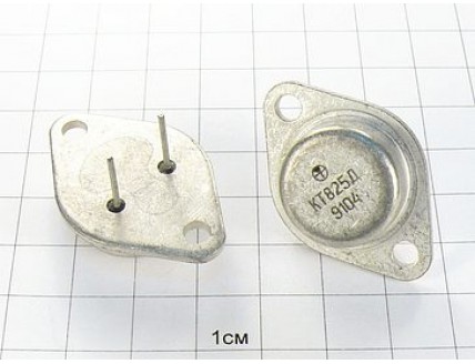 Транзистор КТ825Д