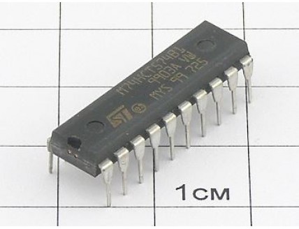 Микросхема M74HCT574B1R