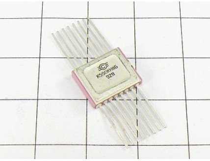 Микросхема К590КН8Б