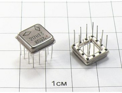 Микросхема 217НТ3