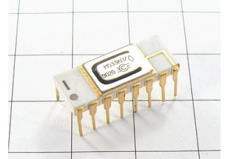 Микросхема М533КП7