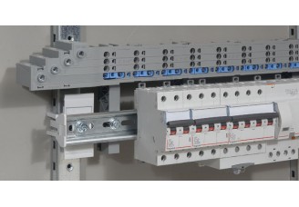 Горизонтальный распред. блок HX3 125А 1 ряд