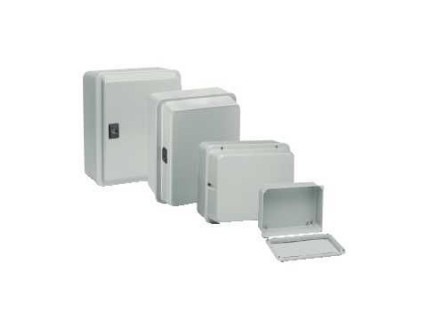 КОРОБКА SDB IP55 НИЗ КРЫШ 256X206X93