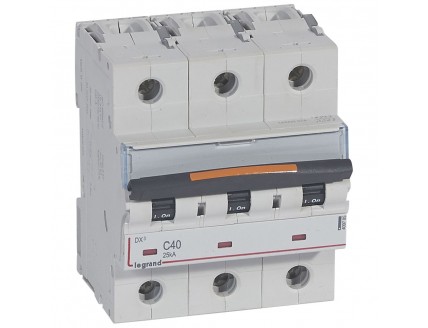 Выключатель автоматический 3-пол. 40A C 25kA DX3 Legrand