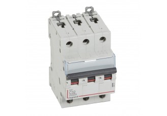 Выключатель автоматический 3-пол. 32A C 16kA DX3 Legrand