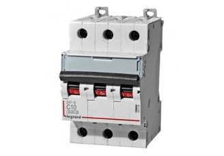 Выключатель автоматический 3-пол. 4A C 6kA DX3-E Legrand