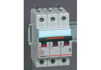 Выключатель автоматический 3-пол. 20A Z 25kA DX3 Legrand