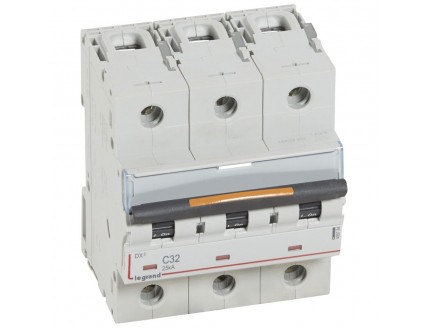 Выключатель автоматический 3-пол. 32A C 25kA DX3 Legrand