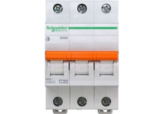 Выключатель автоматический 3 полюса 32A C 4,5ка Domovoy Schneider Electric