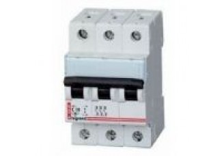 Выключатель автоматический 3-пол. 40А C 6kA LR Legrand
