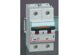 Выключатель автоматический 2-пол. 40A D 25kA DX3 Legrand
