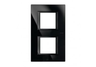 Рамка горизонтальная 2+2 мод NIGHTER черное стекло AXOLUTE