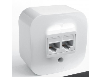 Розетка Quteo открытой установки RJ 11+ RJ 45 белая