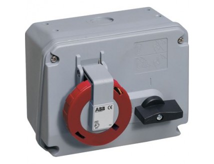 Розетка стандартная с выключателем и блокировкой 16A, 3P+E, IP67