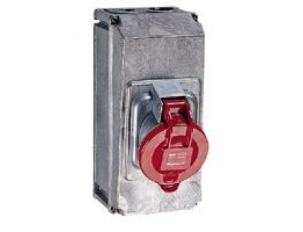 Розетка в корп.Hypra IP44 3P+E 400В 63А